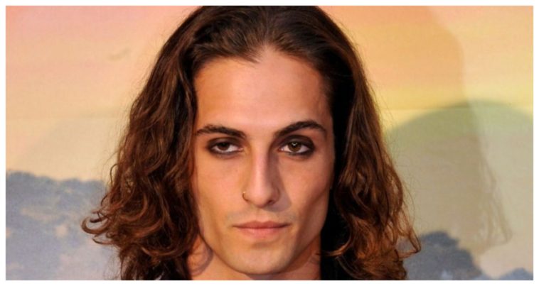 Damiano dei Maneskin ha prestato profilo Facebook per Un Medico in Famiglia